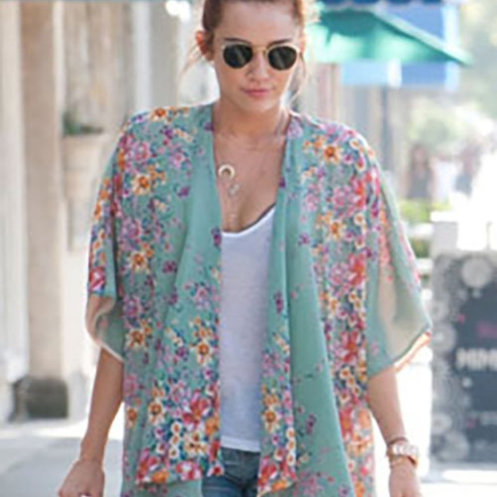 Lovers + Friends Lovebirds Kimono in Springtime Fl
